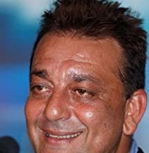 बॉडीगार्ड्स की बदसुलूक़ी के लिए संजय दत्त ने मीडिया से मांगी माफ़ी