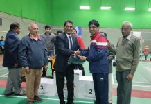 जिला स्तरीय बैडमिंटन प्रतियोगिता में रामनिवास मुद्गल उपविजेता