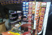 तम्बाकू उत्पाद बेचने वाले फूटकर व्यापारियों ने तहसीलदार से की शिकायत, होलसेल व्यापारियों पर कार्रवाई की मांग